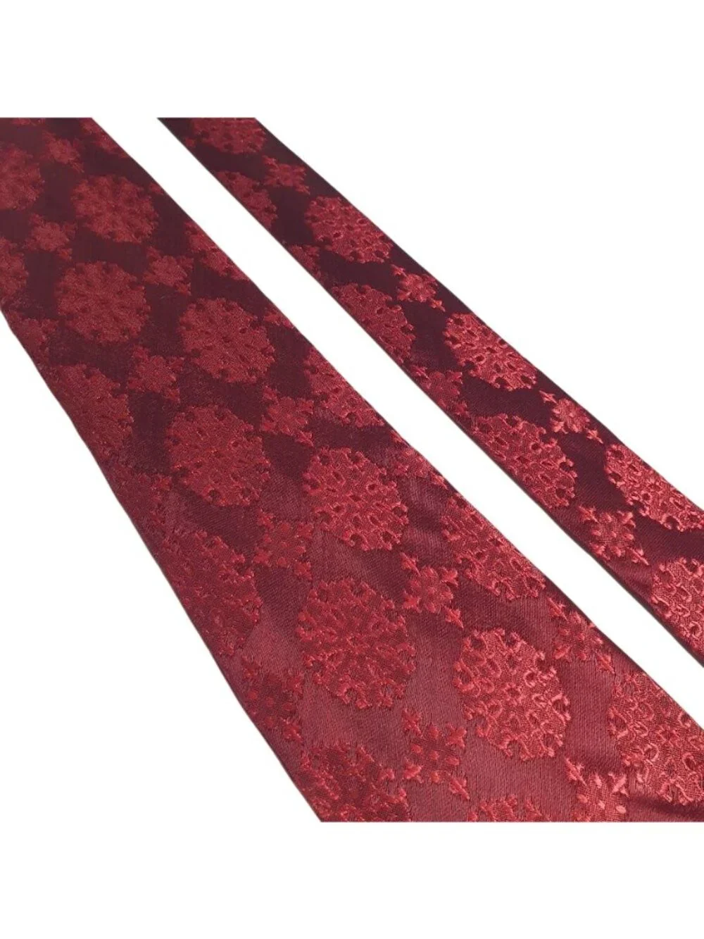 Vintage Red Patterned Silk Necktie Made In Italy Classic Formal Wear Accessory